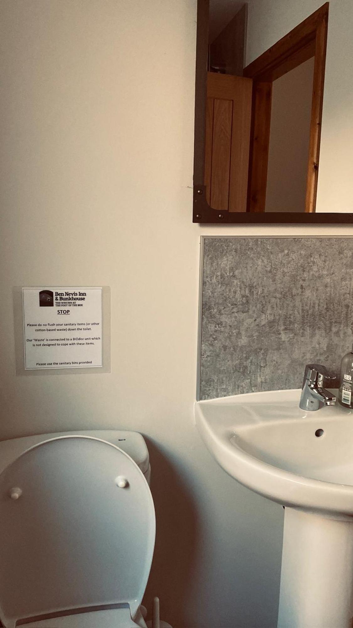 Ben Nevis Inn Rooms Fort William Kültér fotó